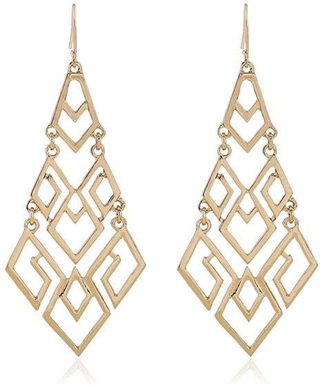 Women S Chandelier Drop Earrings 21 Gifts For The Alexis Rose In Your