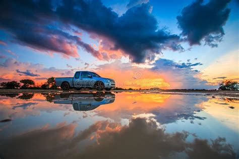 Car In The Sunset Stock Image Image Of Scape Flare 56467443