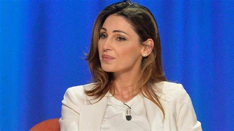 Livio cori, chi è il nuovo fidanzato di anna tatangelo. Grande Fratello vip: Rosalinda Cannavò bacia Andrea Zenga ...