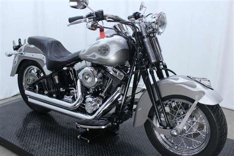 2005 softail springer classic harley davidson flstsc vance & hines fishtail exhaust burgundy red. Buy 2005 Harley-Davidson FLSTSC/FLSTSCI Softail Springer ...