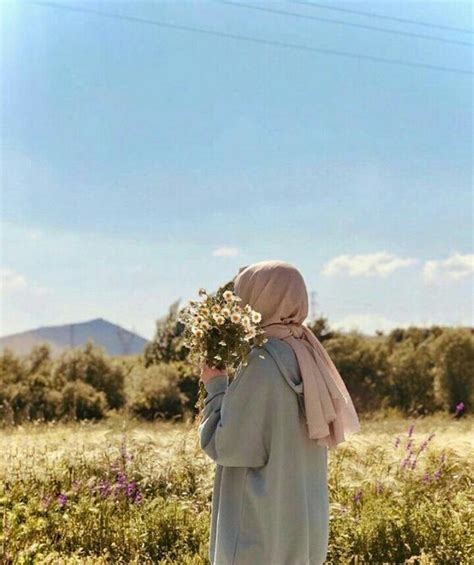 Yenİ Arkası Dönük Kapalıtesettürlü Kız Profil Resimleri Hijab Profile Pictures Resim