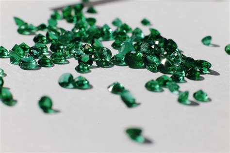 Heres Everything You Need To Know About How To Buy Emeralds