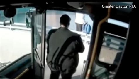 Bus Driver Pulls Over To Offer Woman A Hug And Saves Her Life Thats Life Magazine