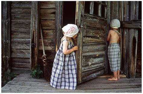 Hide & seek but with siren head! Hide-And-Seek Wallpapers High Quality | Download Free