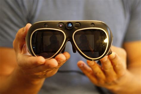 Hands On With Metas Amazing 3 D Glasses Which Are Poised To Take The