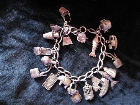 Vintage Chinese Silver Charm Bracelet With 19 Charms Mechanicals