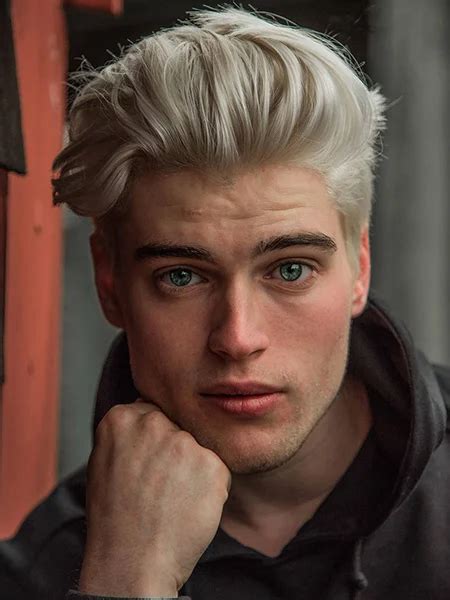 20 Coolest Bleached Hairstyles For Men In 2022 Men Blonde Hair Platinum Blonde Hair Men