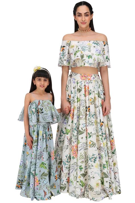 9 cool mother daughter matching outfit ideas sassy indian fashion mother daughter matching