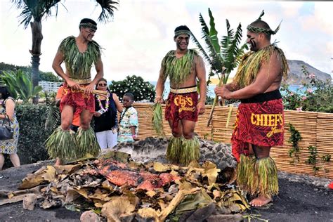 Chiefs Luau At Sea Life Park Hawaii June 04