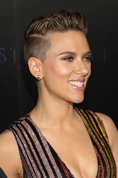Scarlett Johansson Undercut Hairstyle 20 Dazzling Scarlett Johansson