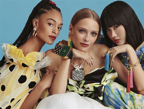 Your First Look At Carolina Herreras Debut Makeup Collection Vogue