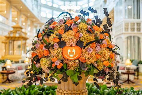 Not So Spooky Floral Arrangements Bring Halloween To Disneys Grand