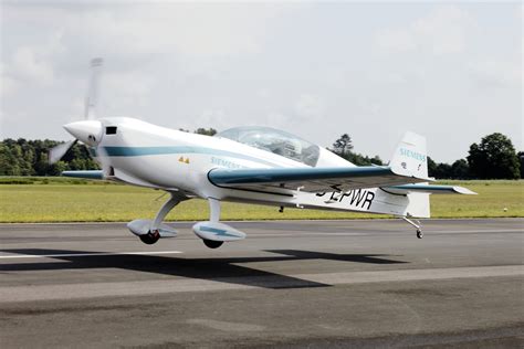 Electric Aerobatic Airplane Sets Climb Record Aopa