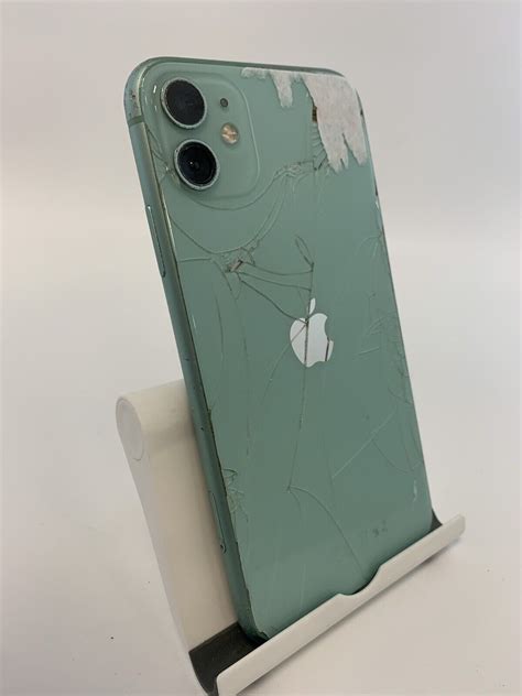 Apple Iphone 11 A2221 Green Ios Smartphone Faulty Cracked Ebay