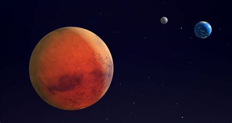 The Summer Of Mars Why The Red Planet Is So Bright Farmers Almanac