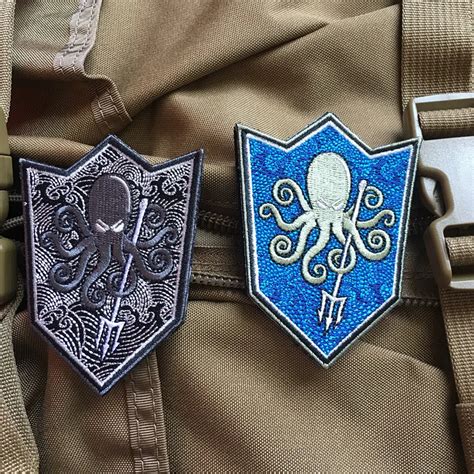 Cloth Octopus Patch Embroidery Tactical Emblem Hook Military Morale