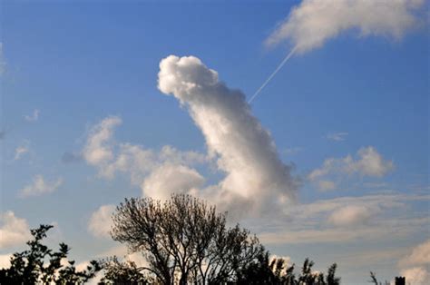 Majestic Sky Penis Spotted In The Clouds Of Britain Daily Star