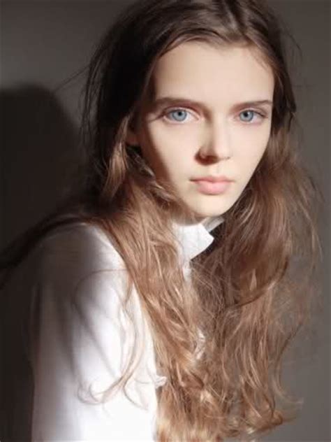 Classify Ukrainian Model Masha Tylena