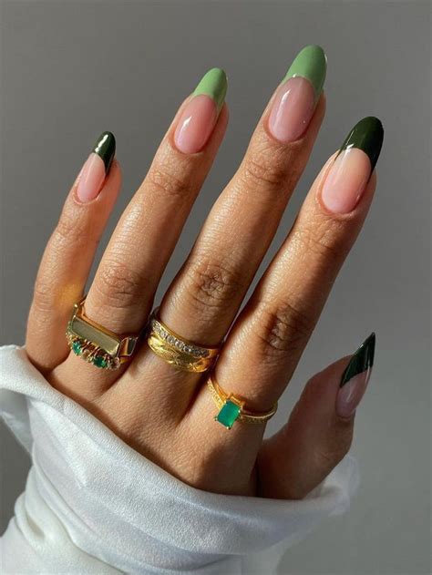 Incredible Green And White Nail Designs 2021 References Fsabd42