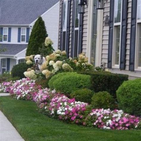 42 Incredible Flower Bed Design Ideas For Your Small Front Landscaping