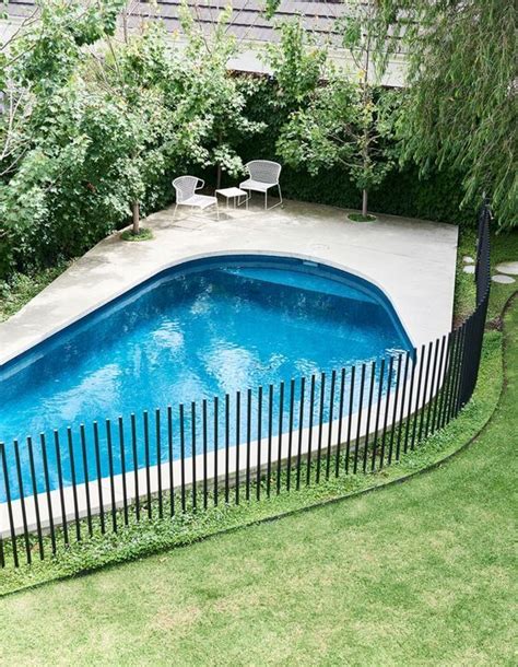32 Awesome Stylish Pool Fence Design Ideas 11 Garden Design Pool