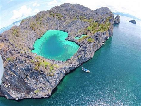 5 Heart Shaped Lakes And Islands Around The Asean