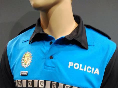 O uniforme social azul é fantástico para você que espera padronizar o vestuário de todos os seus saiba onde encontrar uniforme social azul. La Policía Local... ¿de azul? | Noticias de Zaragoza en ...