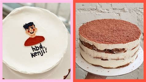 A trendy, minimalist daisy birthday cake. Where To Order Minimalist And Naked Cakes In Mega Manila