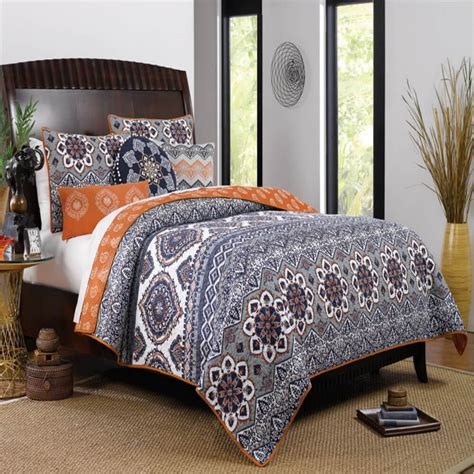Our furniture is dark brown, the rug is a light neutral and the ceiling will navy blue seaweed print set of 9 hampton style art bathroom | etsy. Boho Chic Medallion Paisley Grey Orange Cotton Quilt Set ...