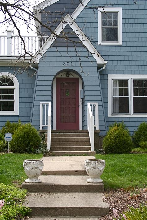 Maybe you would like to learn more about one of these? Pretty Blue House, Red Door | Took a spring drive to enjoy ...