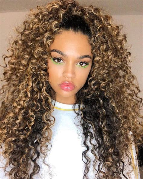 Mimic This Beauty’s’ Look With Our Curlyaddiction3b Curls Goldencollection 🔥🔥 Get Instant 10