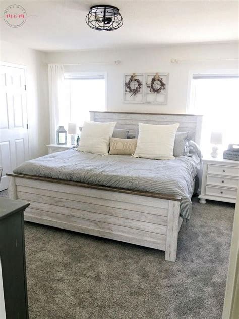 Check out our picks for the best rich shades of dark grey add deep, warm tones and a modern appeal. Bedroom Aesthetic | Master Bedroom Suite | Rose Gold ...