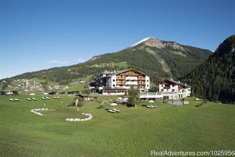 Relaxing Spa Vacations In The Dolomites Selva Gardena Italy Health