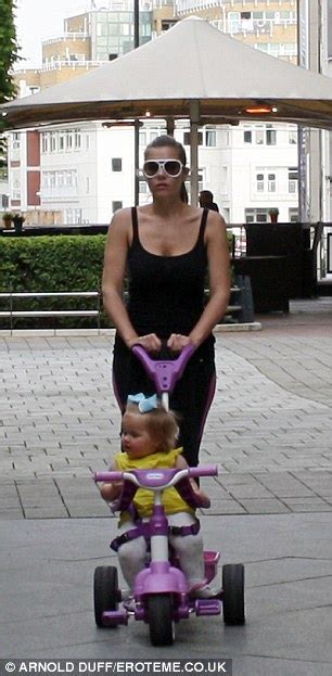 Imogen Thomas Shows Off Svelte Figure As She And Daughter Ariana Head Out On A Stroll Daily