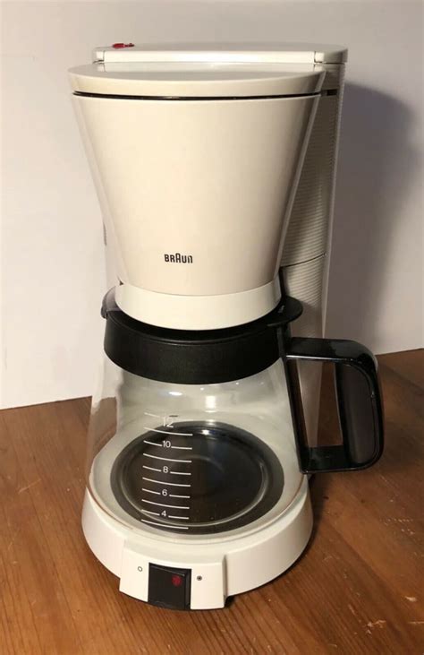 The braun model got the coffee to a temperature that was nicely hot, but still comfortable enough to consume. Why You Should Buy an Old Coffee Maker - Vintage Braun Coffee Maker Review | Apartment Therapy