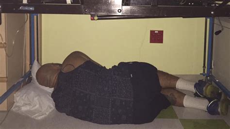 burglar breaks into house but fell asleep under the bed because of air conditioned room gets
