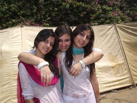 Cute Desi Girls Personal Full Masti Photos Collection 2012 Fun Maza New