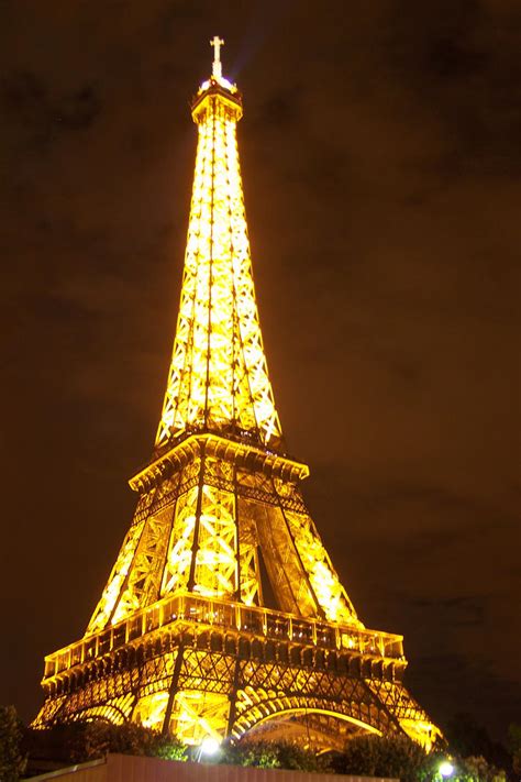 La Tour Eiffel A Nuit By Red Special On Deviantart