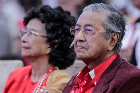 Malaysia's first prime minister, tunku abdul rahman. Shock election victory crowns Mahathir Mohamad Malaysian ...