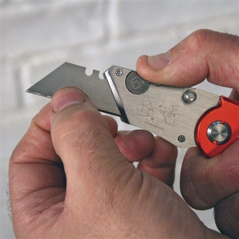 Pocket Knife Locking With Quick Change Blade Anvil Tool