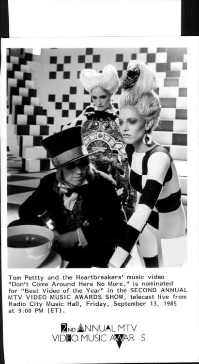 Maybe look at the original album cover. 240 best Tom Petty images on Pinterest | Lyrics, Tom petty ...