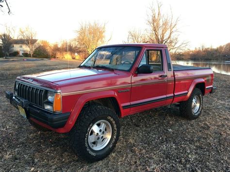 Pristine Pioneer 1989 Jeep Comanche Barn Finds