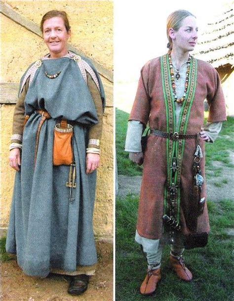 Reenactors Wearing Anglo Saxon Female Dress Anglo Saxon Clothing