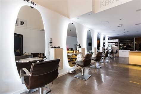Le salon de coiffure Katica propose des coiffures modernes et tendances ...