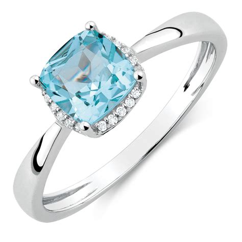 Ring With Aquamarine And Diamonds In 10ct White Gold
