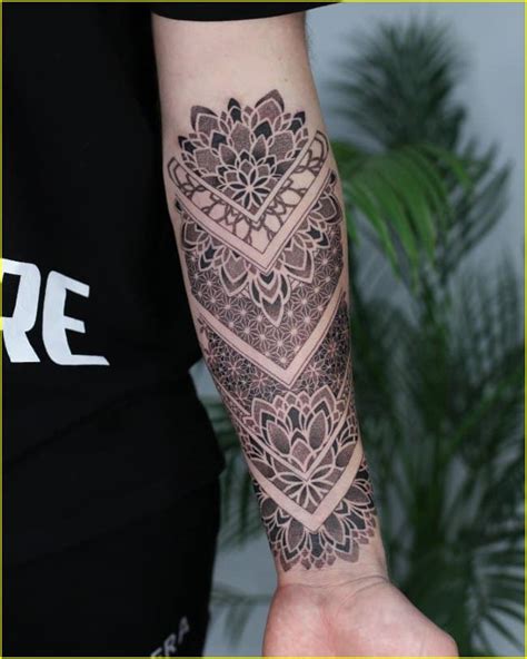 Mandala Tattoos 51 Brilliant Tattoos You Wish To Have And Meanings