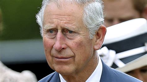 Kort før victorias fødsel var den britiske kongefamilie udsat for en tragedie, da prinsesse charlotte af wales , eneste datter af prinsregenten, den senere george 4. Prins Charles sender hilsen til spillerne fra Wales før ...