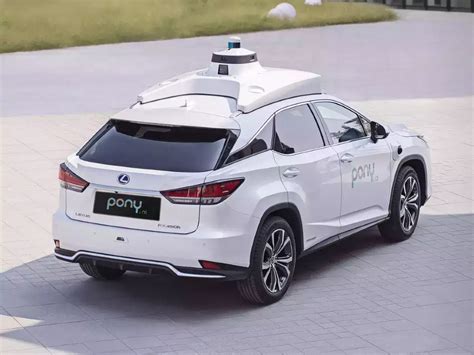 China Gets Its First Commercial Self Driving Taxi Service After Two