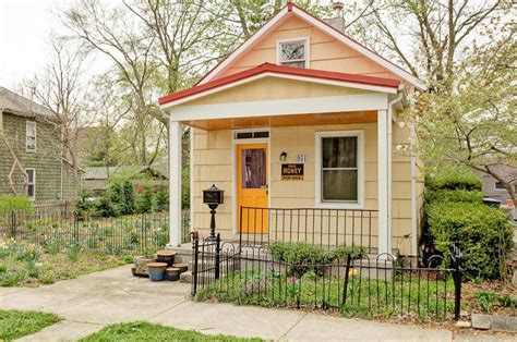 At the ohio statehouse, the program for boy scouts is june 21, 2019. Little Yellow House in Columbus, OH - A Cottage Dream