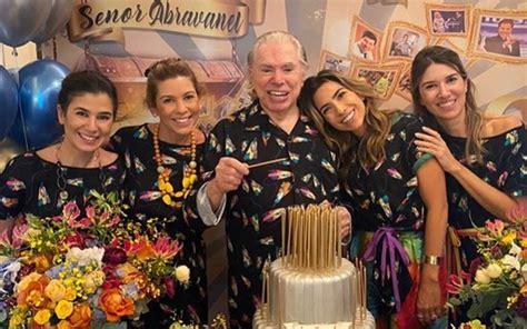 Filhas de silvio santos entram em guerra por poder no sbt na ausência.facebooktwitterpinterestwhatsapp silvio santos, silvia abravanel. Silvio Santos celebra aniversário de 90 anos em família ...